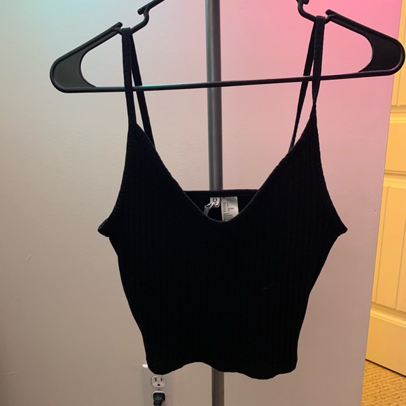 Crop tank - Picture 2 of 3